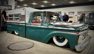 F 100